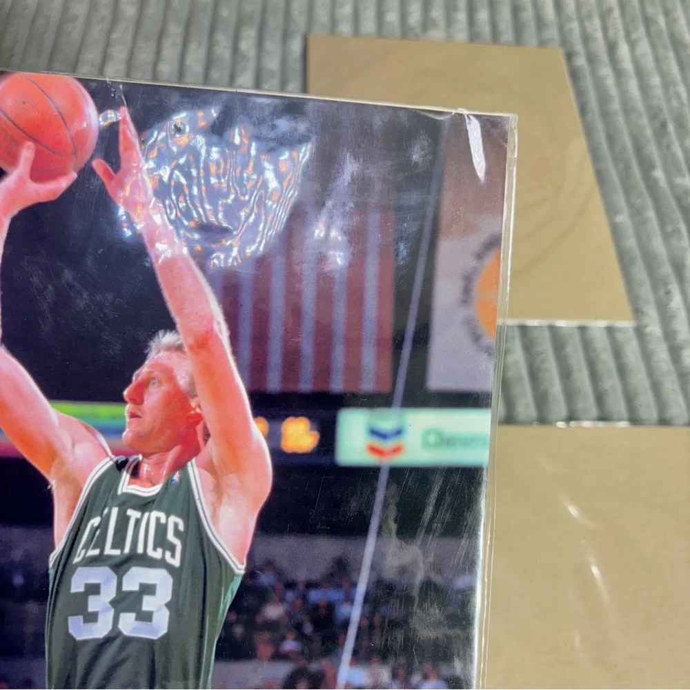 NBA LOT OF 3 sealed pictures Boards Kobe Bryant Larry Bird and Magic Johnson 90s